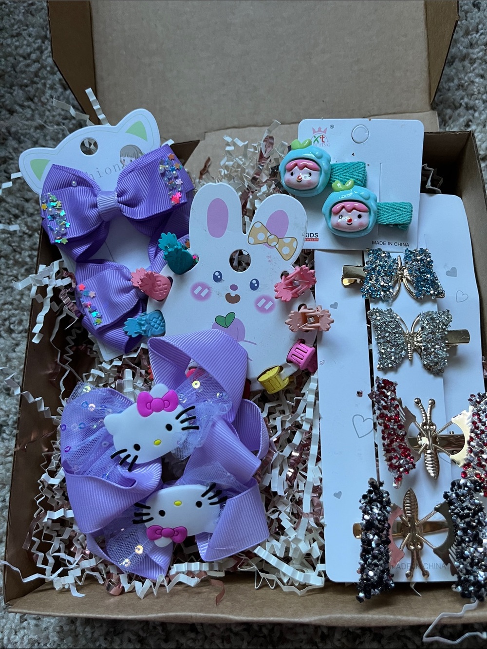 Hello Kitty Lavender Bow and Character Hair Clip Set